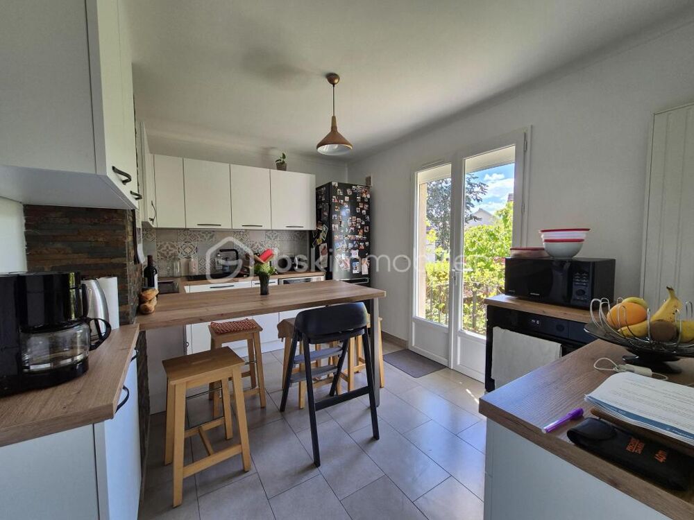 MAISON . 4 PIECES . 90 M²