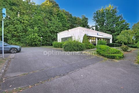 CLINIQUE V&Eacute;T&Eacute;RINAIRE DE 300 M&sup2; SUR TERRAIN DE 1 194 M&sup2; � LONGWY 624000 54400 Longwy