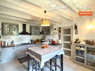  Maison à vendre 8 pièces 215 m²