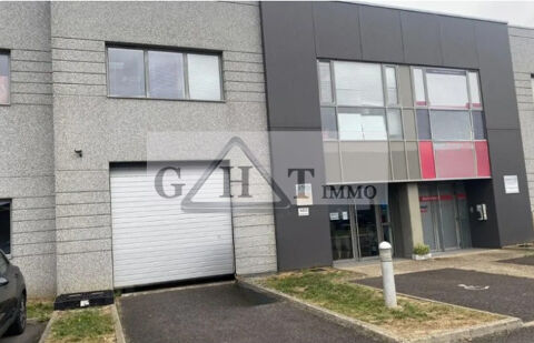 ENTREPOT BUREAUX A VENDRE LIEUSAINT 325 M&sup2; 530000 77127 Lieusaint