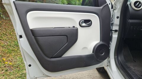 Twingo E-Tech 81 22 kWh Equilibre 2022 occasion 97419 La Possession