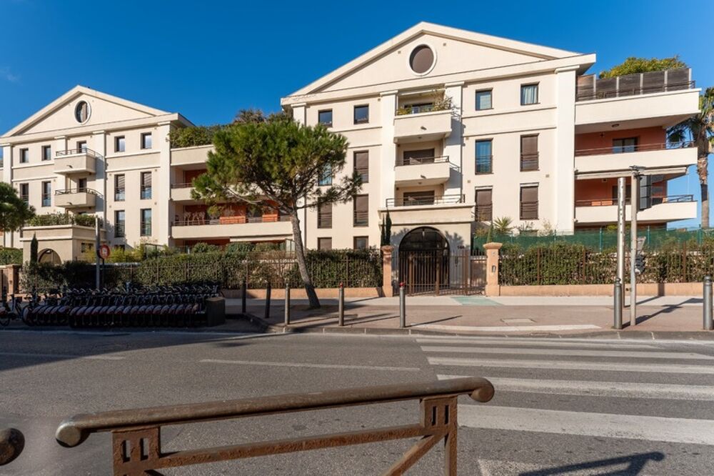 � vendre  Appartement Marseille 8