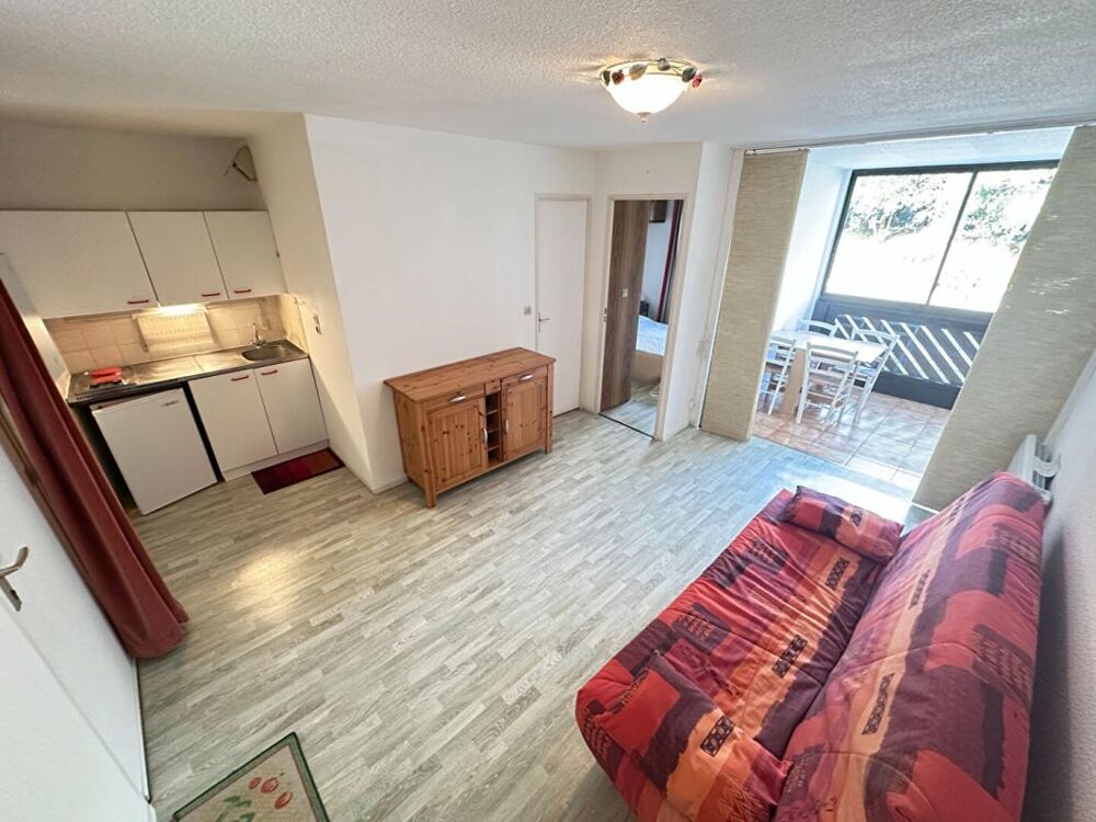 Appartement type T2 200 m Plage