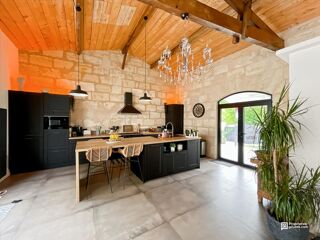  Maison � vendre 4 pi�ces 215 m�