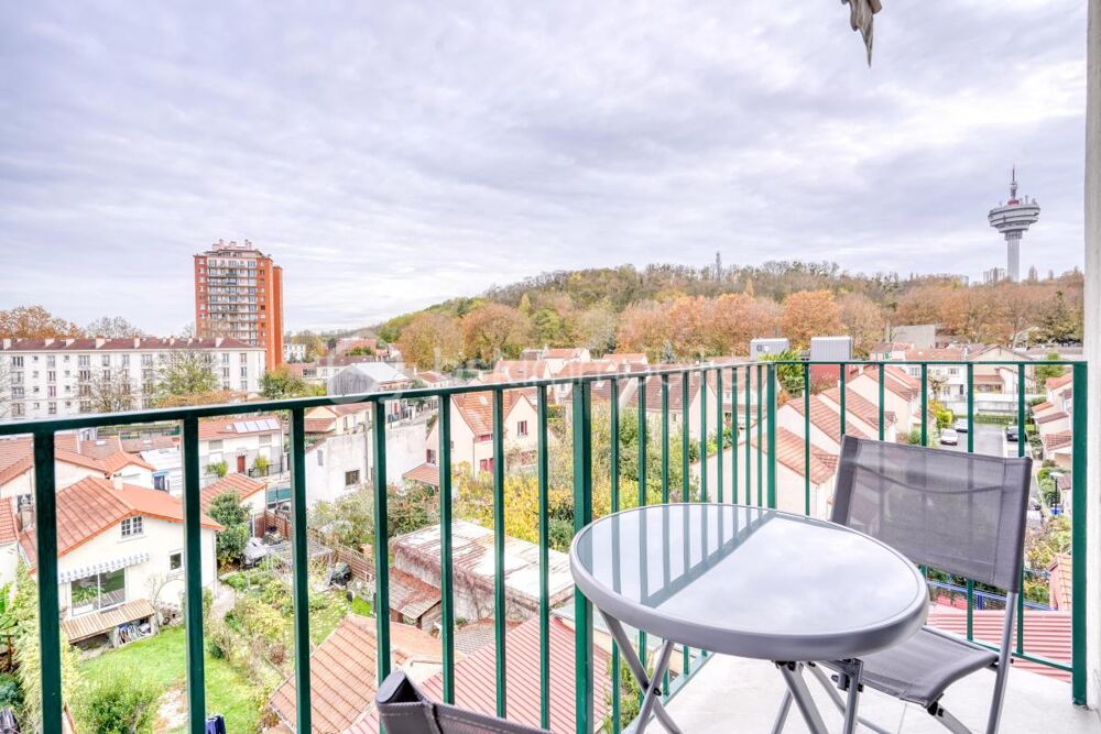 Pantin  3 pièces  62 m²  Dernier étage  Parking - Meublé