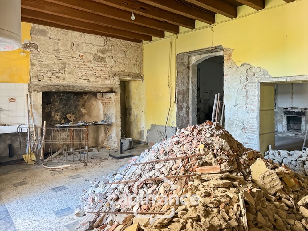 Vente Maison Maison en pierre à rénover avec fort potentiel en plein cœur de Puymirol Puymirol