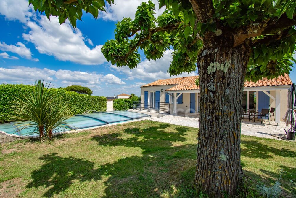 Vente Maison MESCHERS-SUR-GIRONDE – MAISON AVEC PISCINE, PROCHE PLAGE ET CENTRE-VILLE Meschers sur gironde