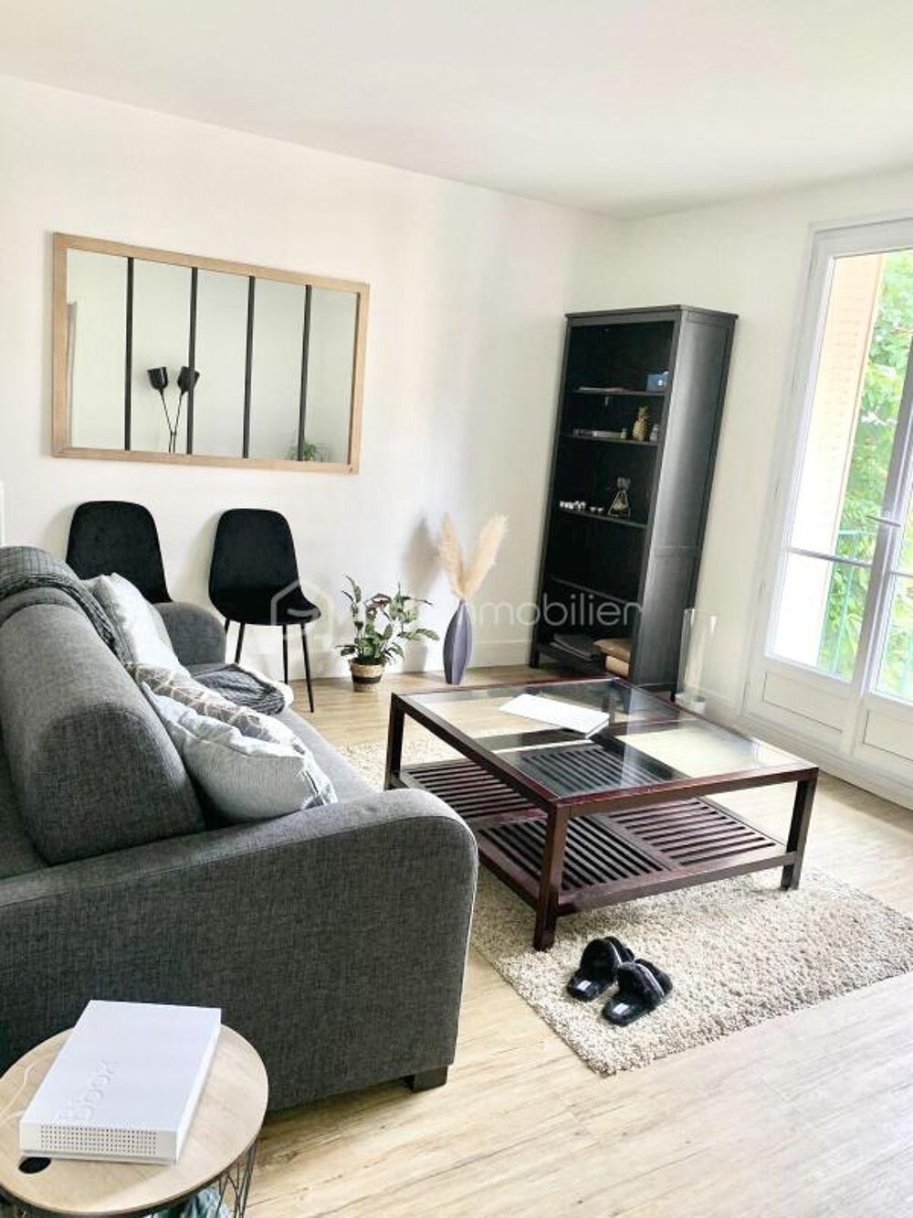 Location Appartement 3 PIECES MEUBLE avec petit balcon Rueil malmaison
