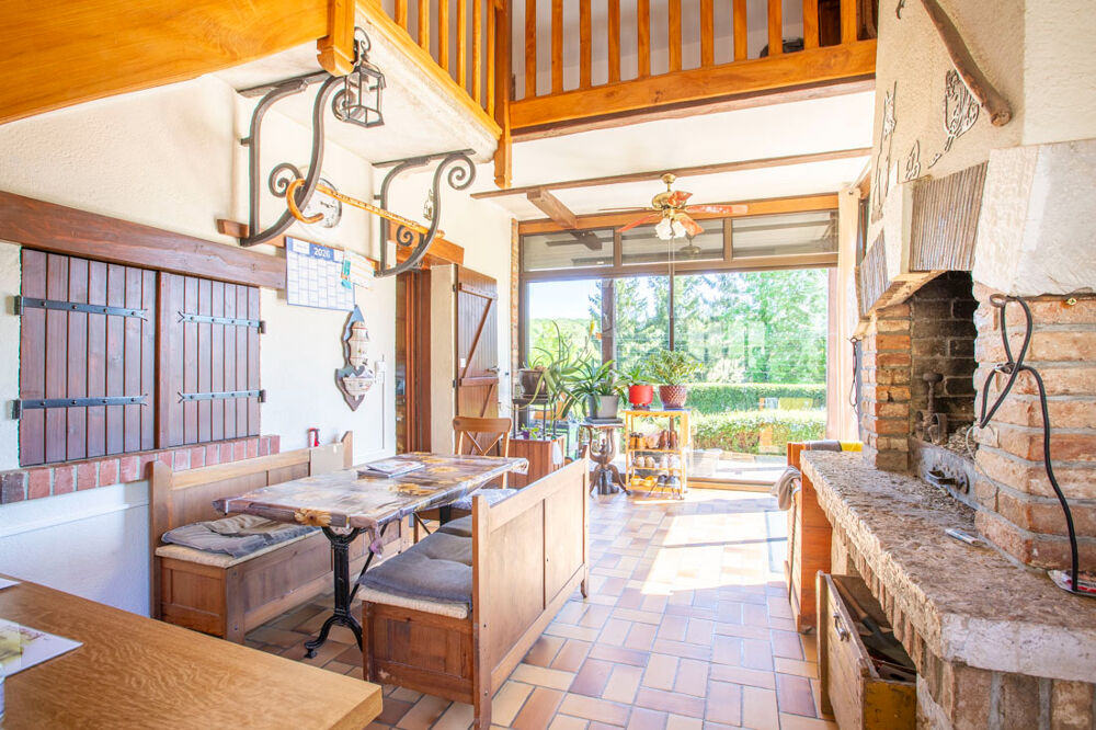 Maison de Maçon 122 m2 + Grand Sous sol ;sur un Terrain de 1,6 Hectare ? Les Andelys
