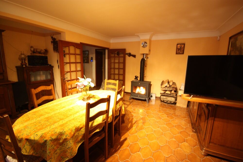 Maison à vendre 5 pièces de 135 m² sur terrain de 723 m² SAINT RAMBERT EN BUGEY (01)