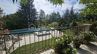  Proprit/chteau  vendre 10 pices 212 m