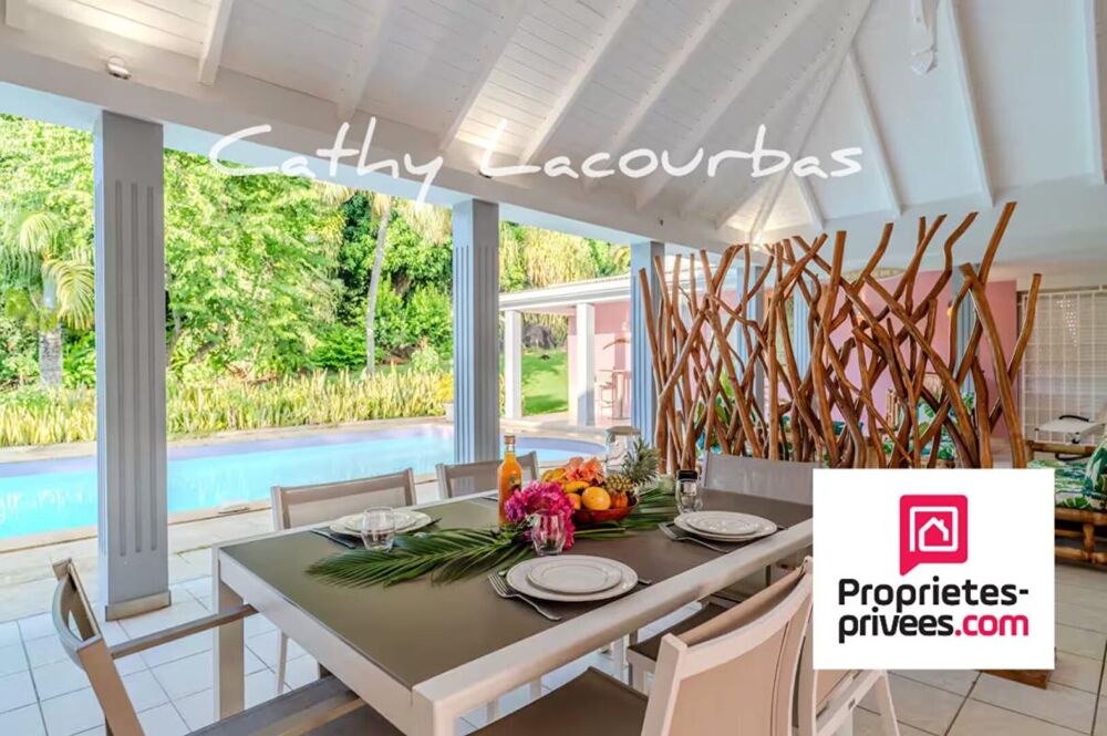 � vendre  Villa Bouillante (97125)