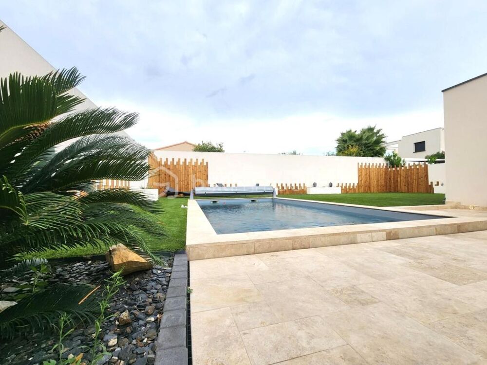 Vente Villa EXCLUSIVITÉ – Superbe villa de plain-pied avec 4 chambres, piscine maçonnée et boulodrome près de Pézenas (à Tourbes) Tourbes