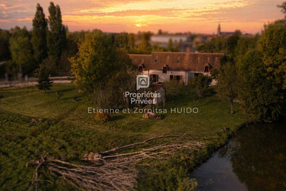 Vente Maison Maison longère La Chapelle Saint Laurian 15 pièce(s) 370 m2 La chapelle saint laurian