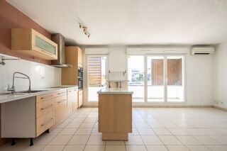  Appartement  vendre 4 pices 82 m