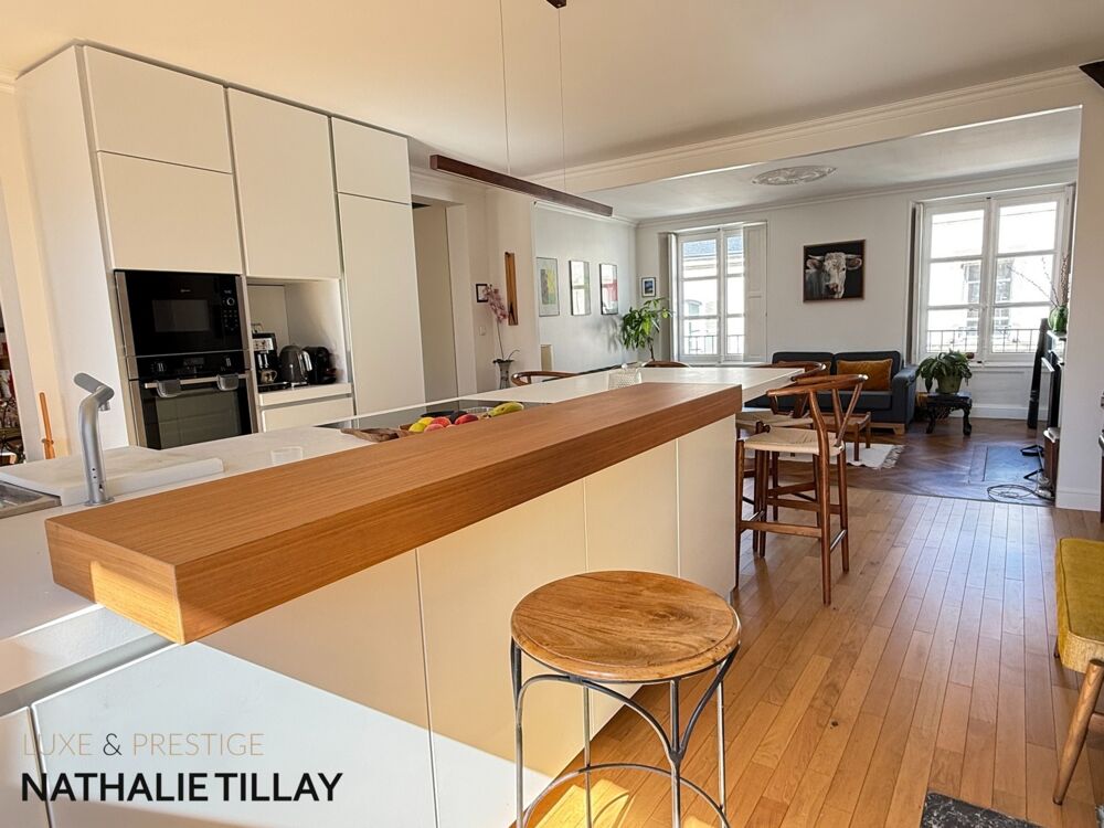 Appartement à vendre 126 m², en hotel particulier ORLEANS Bretonnerie , garage dans la cour interieure