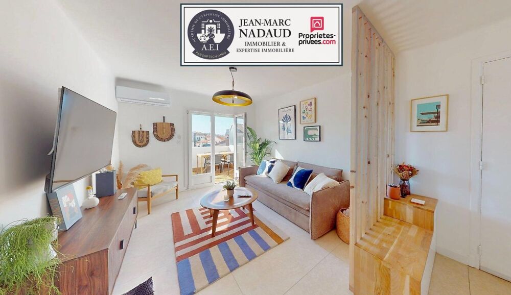 Vente Appartement Appartement T3 centre-ville, entièrement rénové, dernier étage traversant, vue dégagée Saint raphael
