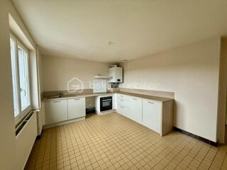  Immeuble � vendre 10 pi�ces 245 m�