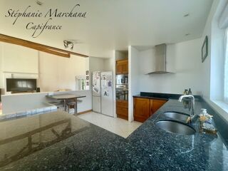  Propri�t�/ch�teau � vendre 7 pi�ces 270 m�