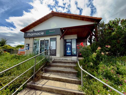   Local commercial 135 m² – Axe passant & Parking privé – Cournon-d'Auvergne 