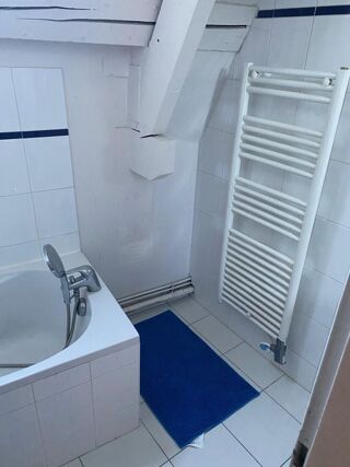  Appartement à louer 3 pièces 82 m²