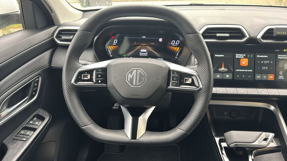 MG.ZS 1.5 L Hybrid+ 197 BVA Luxury 2025 occasion 27200 Vernon