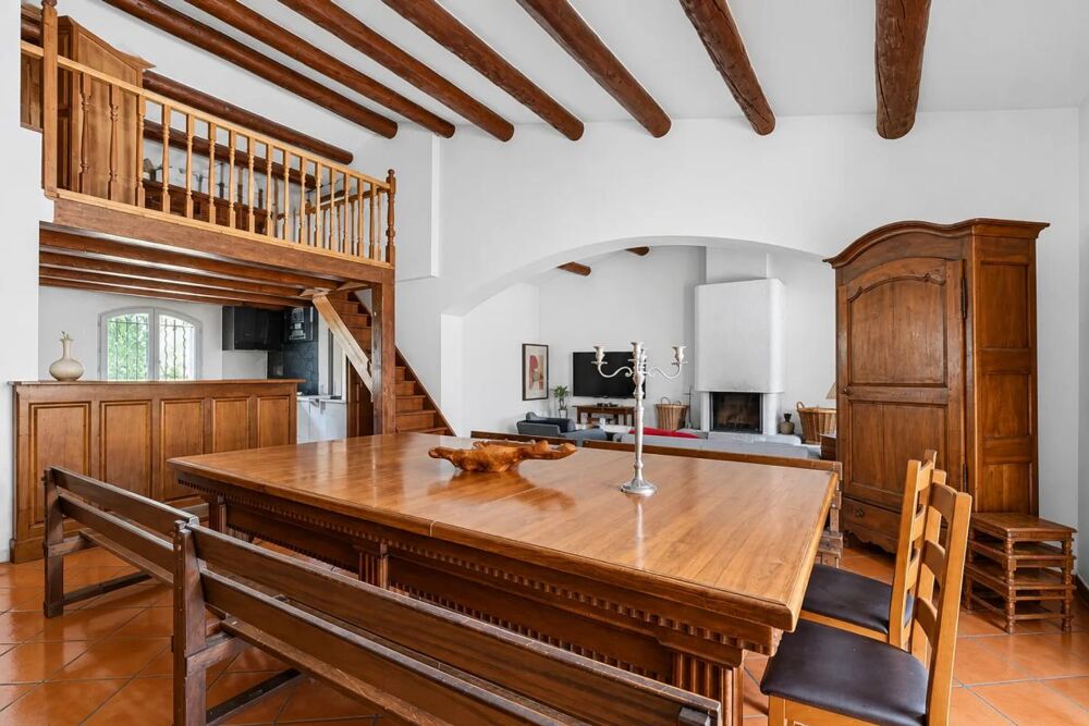 Vente Villa Les Pennes Mirabeau, Villa familiale + 3 logements dépendants Les pennes mirabeau