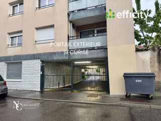  Parking / Garage  vendre 13 m