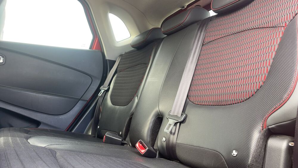 Captur 1.5 dCi 90 EDC6 Helly Hansen 2015 occasion 77160 Saint Hilliers