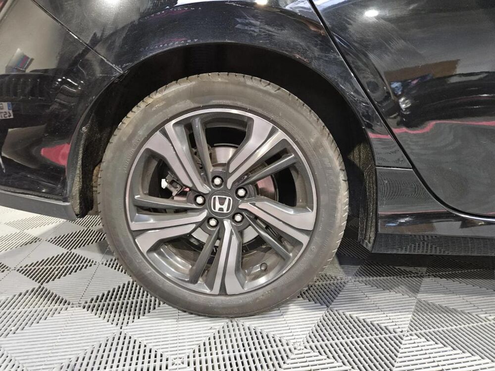 Civic 1.0 i-VTEC 12V Turbo CVT 129 cv EXECUTIVE 2018 occasion 35520 La Chapelle Des Fougeretz