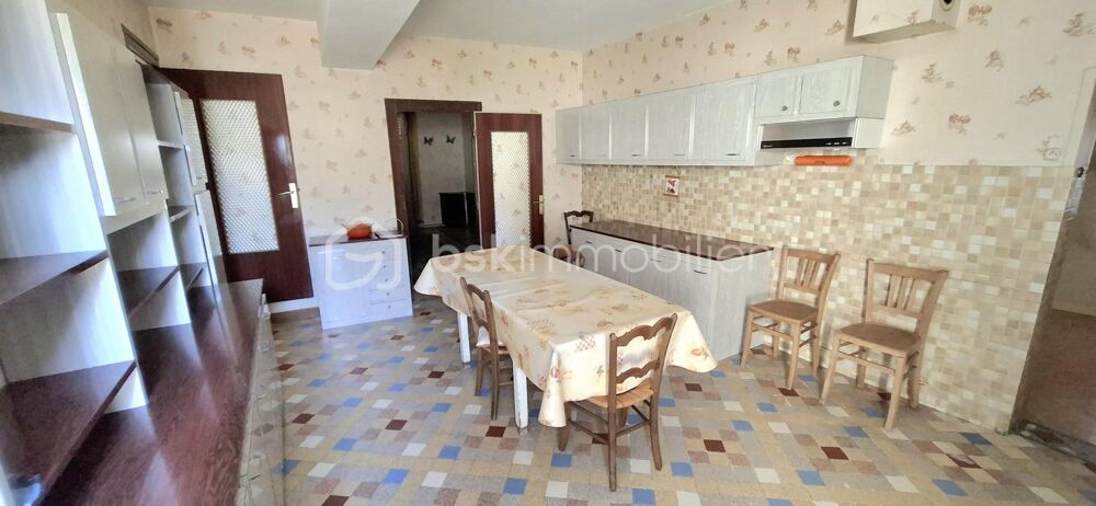 Maison spacieuse et lumineuse des années 30 + appartement indépendant en plein coeur urbain