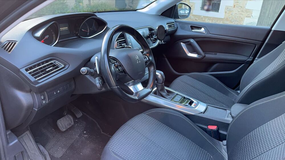 308 SW 1.5 BlueHDi 130 EAT6 Allure - Automatique 2019 occasion 49220 Le Lion D Angers