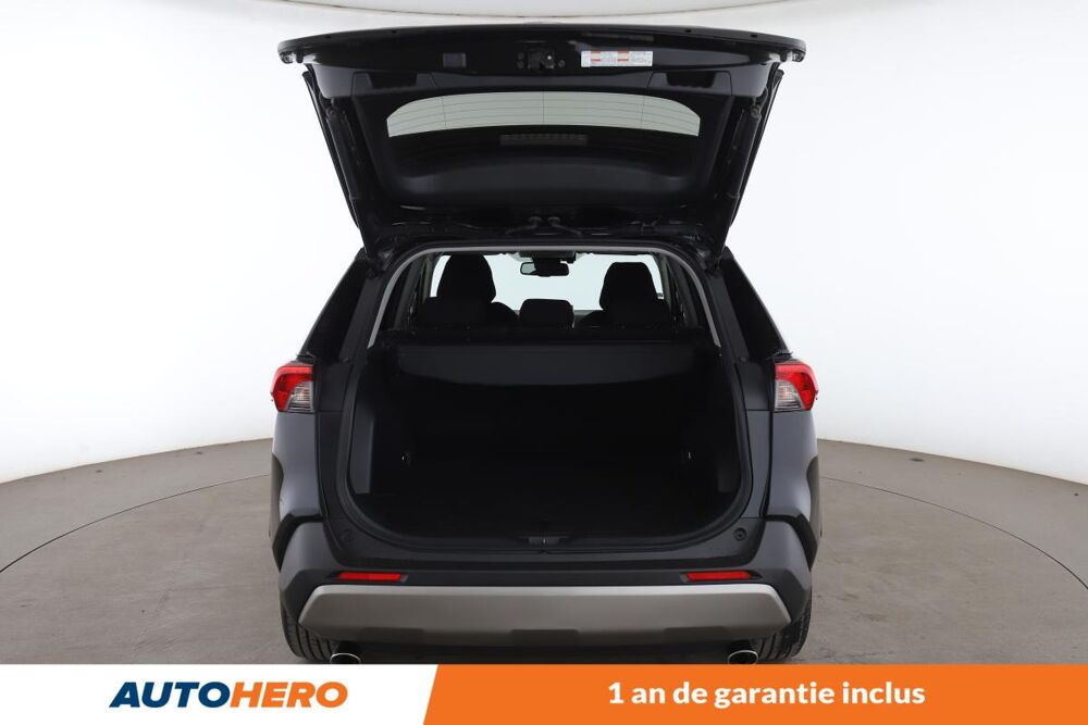 RAV 4 2.5 Hybride 2WD Dynamic 218 ch 2022 occasion 92130 Issy-les-Moulineaux