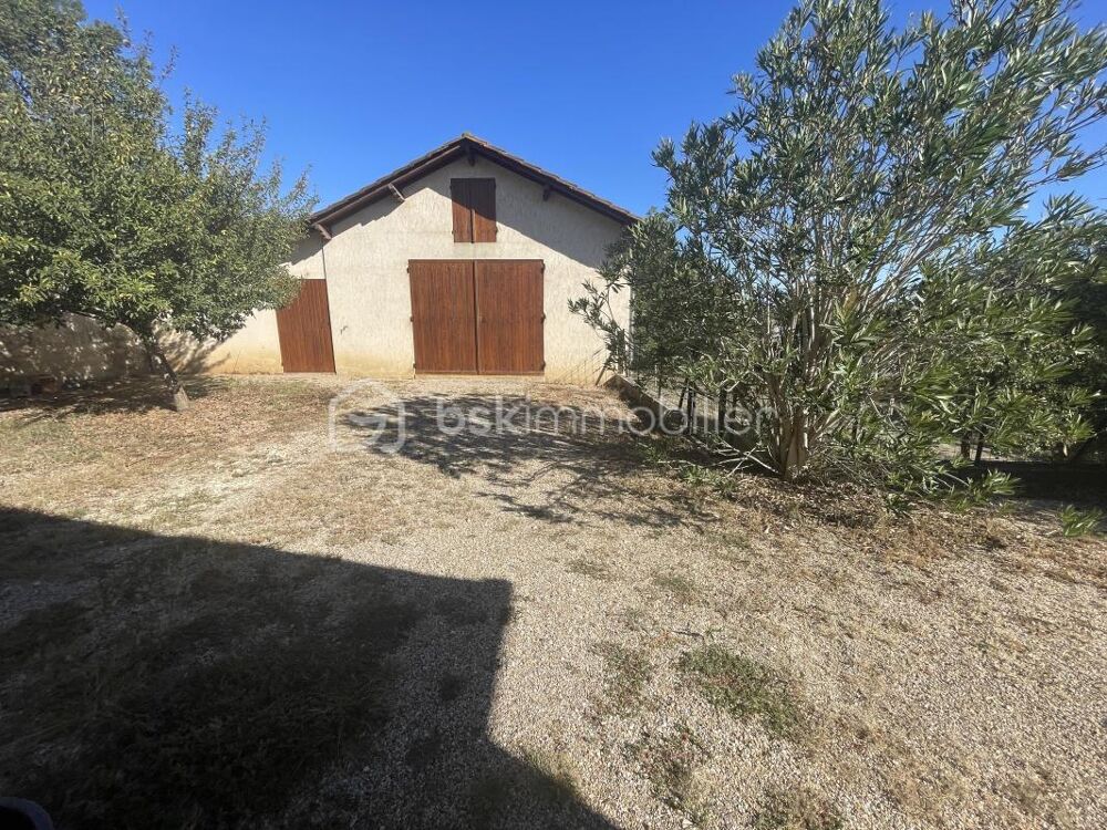 Vente Maison Belle maison de plain-pied de 113 m² avec dépendances et vue dégagée – Proche Bergerac (Mouleydier) Mouleydier