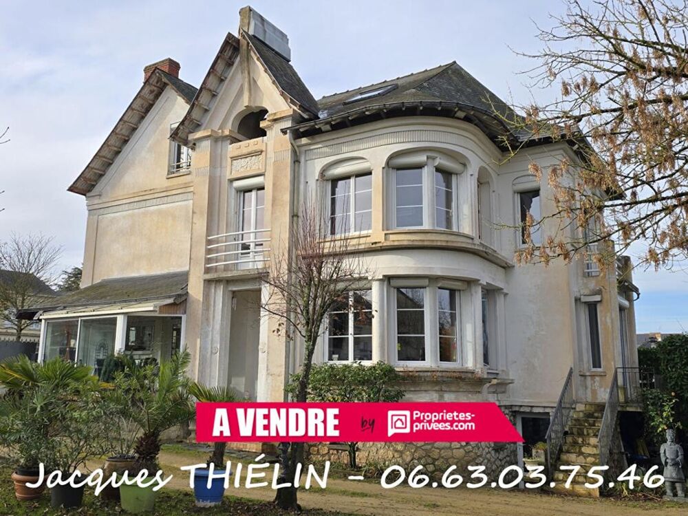 Vente Maison Maison de caractère en hypercentre de Longué-Jumelles ? 198 m² ? 5 chambres ? Terrain clos Longue jumelles