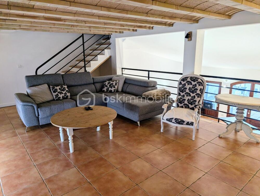 Coup de Coeur à Montagnac (34) : Maison de Village avec Terrasse et Bassin !