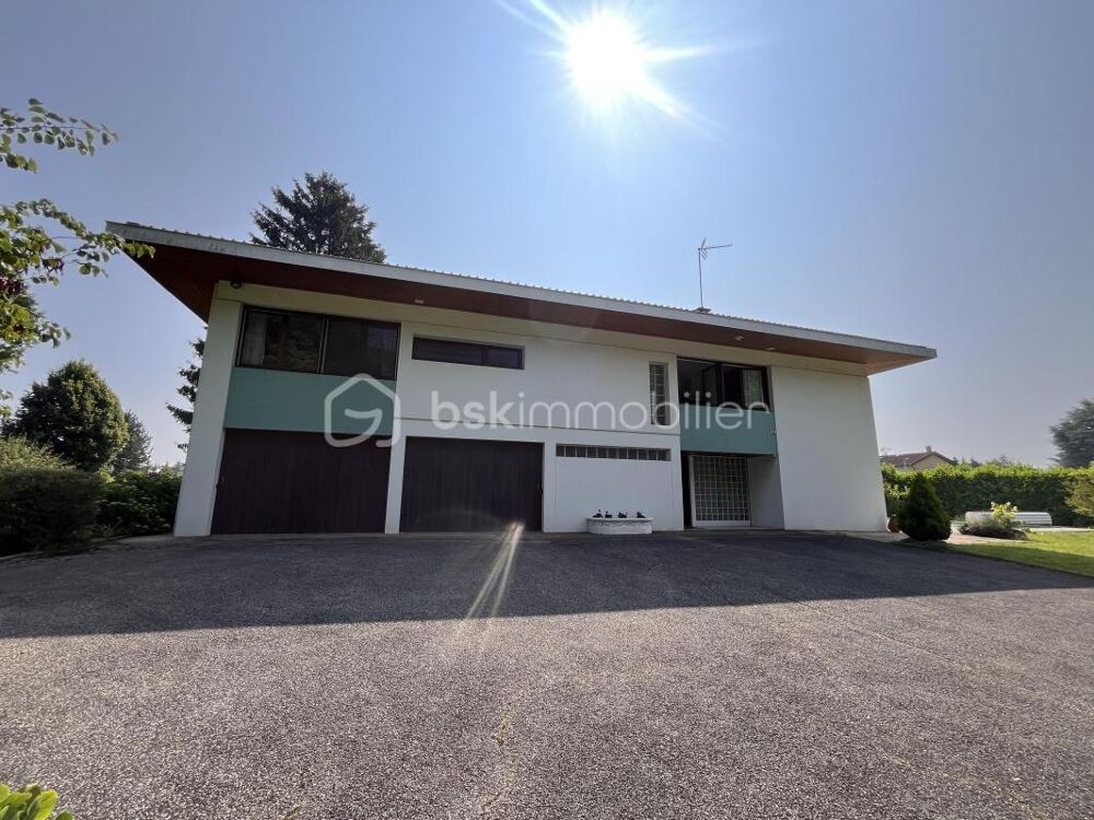 Propriété d'exceptipn - 300M2 avec piscine - Terrain 2000M2 constructible