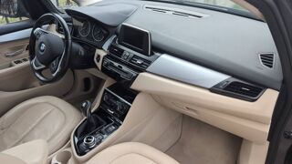 Serie 2 214d 95 Lounge 2017 occasion 33920 Saint Yzan De Soudiac