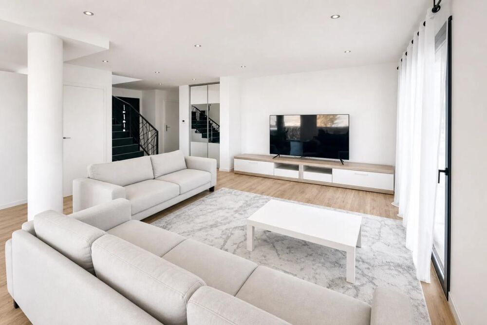 Maison moderne avec vue lac à Brison-Saint-Innocent