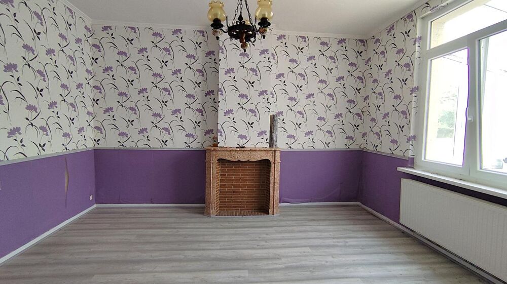 Maison semi-individuelle de 138 m² à Etroeungt