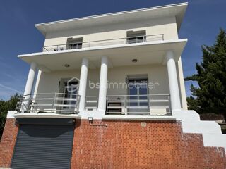  Propriété/château à vendre 4 pièces 133 m²