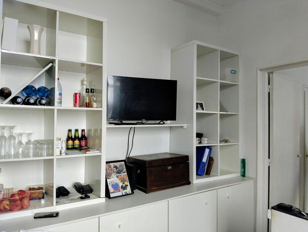 Vente Appartement Beau deux-pièces clair et pratique à 10 minutes de Montparnasse Paris 15