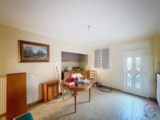 Vente Maison Maison de ville avec garage et courette – Proche centre-ville Montlucon
