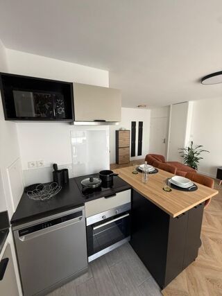  Appartement à louer 2 pièces 43 m²