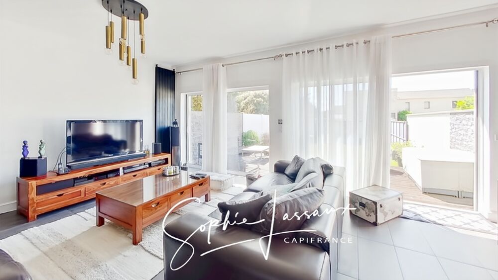 ? Chaleureuse maison familiale à vendre à Osny  5 pièces, 3 chambres, sous-sol total et dépendance