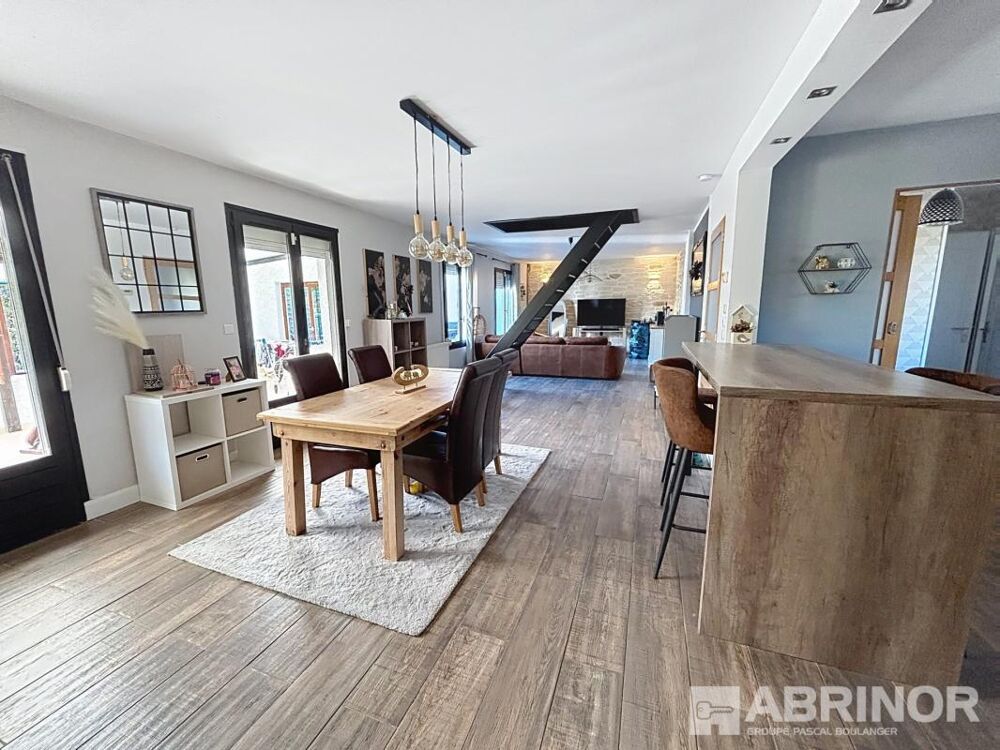 Vente Maison SEMI PLAIN-PIED 3 CHAMBRES JARDIN ET GARAGE Bauvin