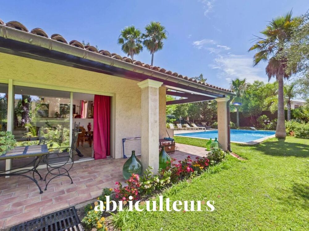 Vente Maison Maison familiale 5 chambres avec piscine et jardin en vente La Colle-sur-Loup (06480) La colle sur loup