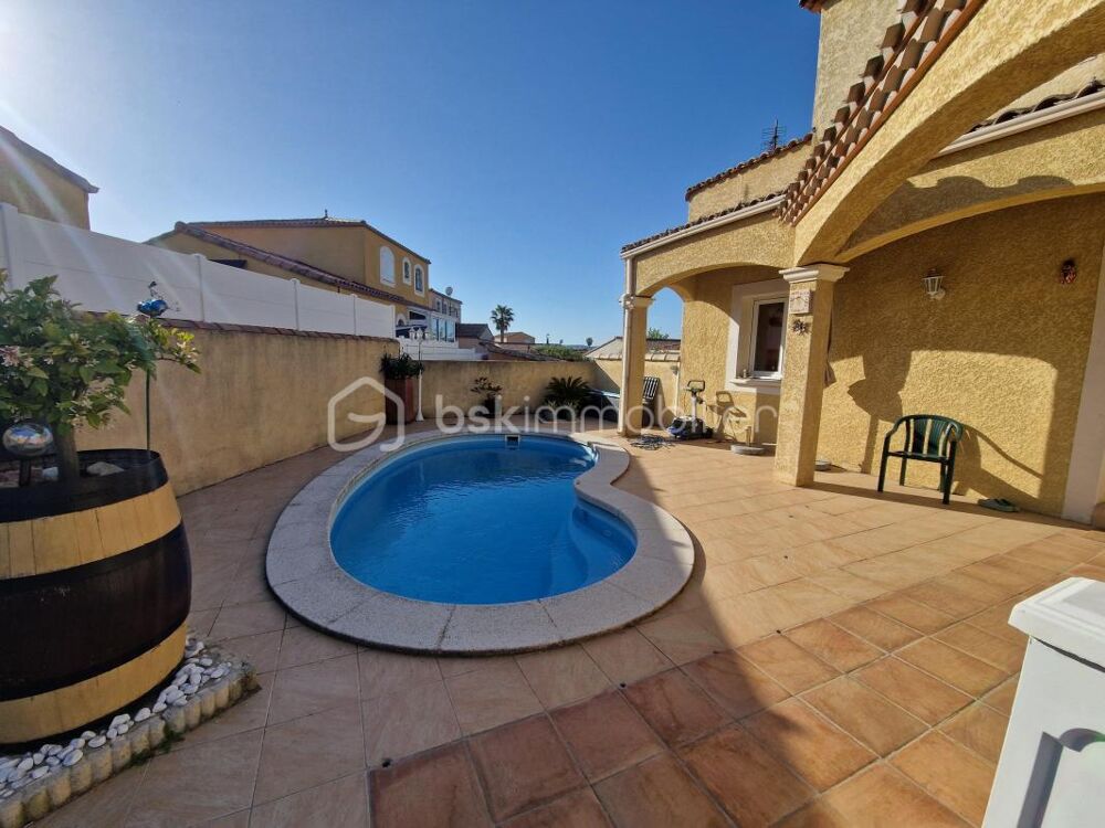 Rare sur le secteur !!! Superbe villa de 165m² dans un secteur calme et prisé de Mèze sur 465m² de terrain avec piscine!