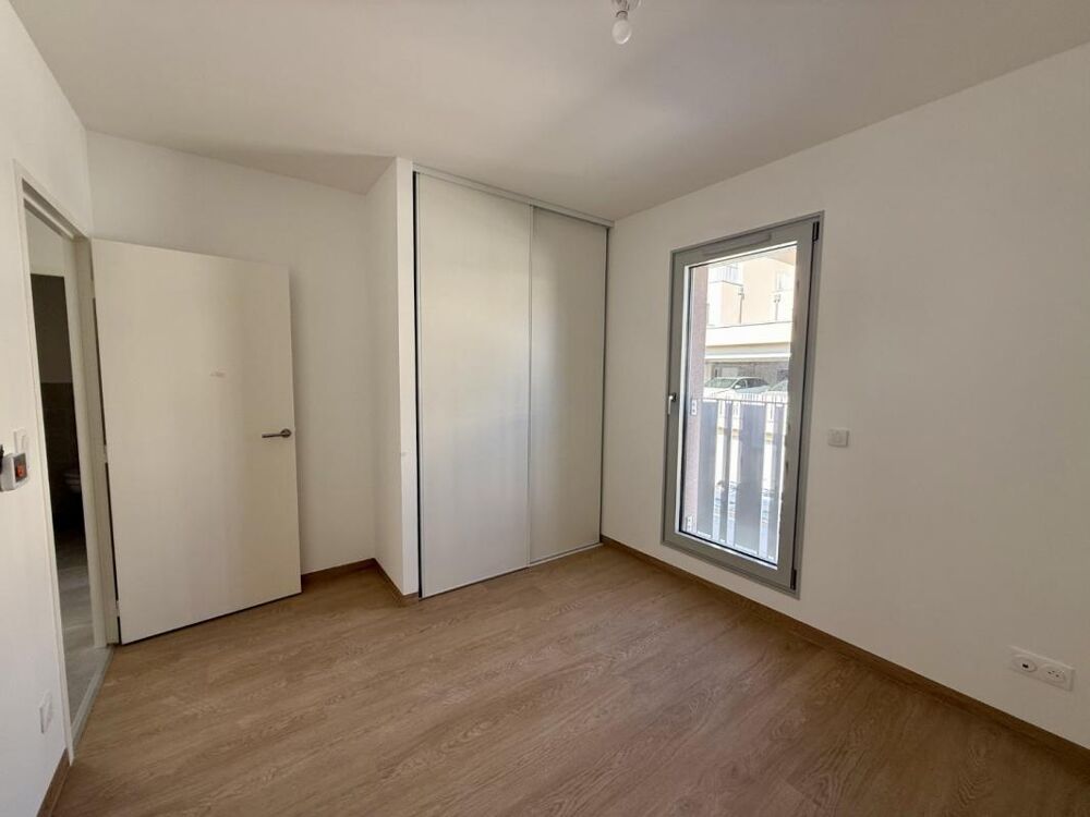 APPARTEMENT T4 107.19M² - TERRASSE + 2 GARAGES - CHADRAC