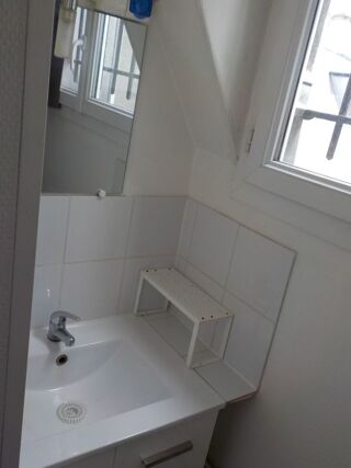  Appartement à louer 1 pièce 18 m²